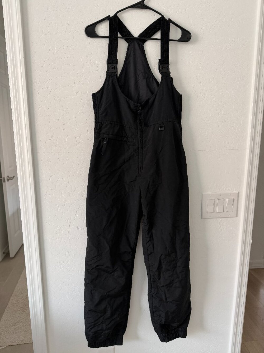 Any Mountain Gear Ski Snow Bib Overalls Womens 8 Black Insulated Snow Pants